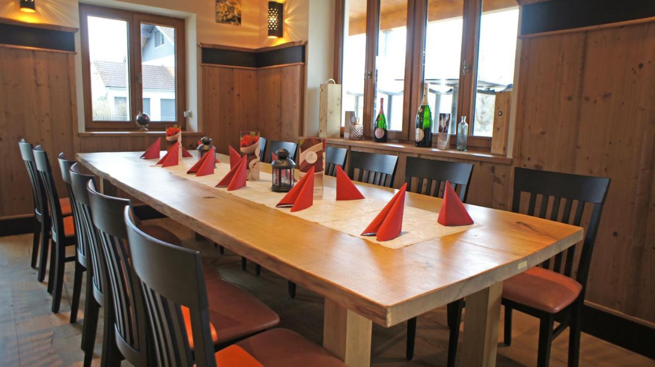 Hotel Heimfeld Restaurant Cafe Garching an Der Alz المظهر الخارجي الصورة